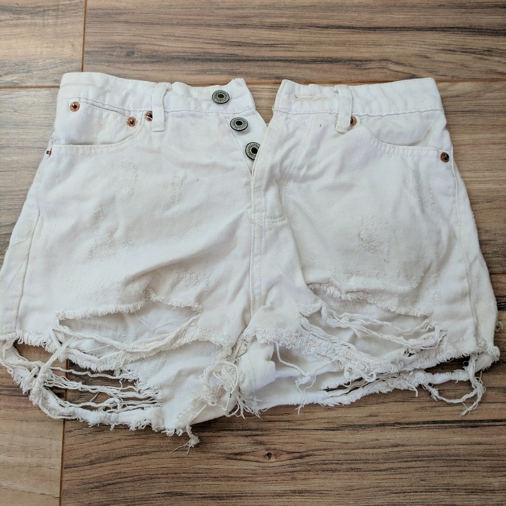 Distressed shorts